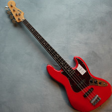 Fender jazz bass - jazz, in