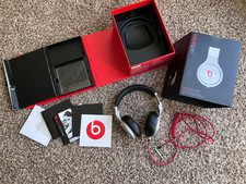 Black & Silver Beats by Dr