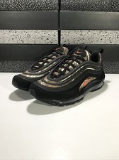 Nuove scarpe mimetiche Nike