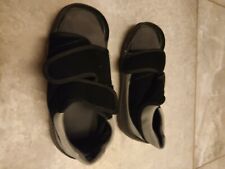 N.2 SCARPE -POST OPERATORIO Podalux Donjoy taglia L equivalente a n. 38-41