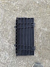 GRIGLIA PROTEZIONE RADIATORE