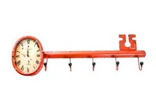 ATTACCAPANNI  A MURO CON