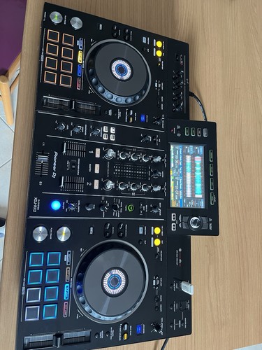 Pioneer xdj rx2 - pioneer, xdj-rx2