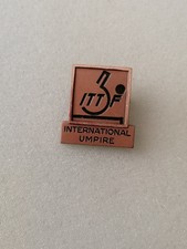Distintivo PIN badge Spilla INTERNATIONAL UMPIRE PING PONG TENNIS TAVOLO ITT F