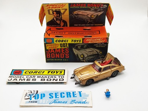 1965 auto diecast corgi 43 - auto,