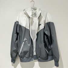 Giacca a vento Nike Windrunner