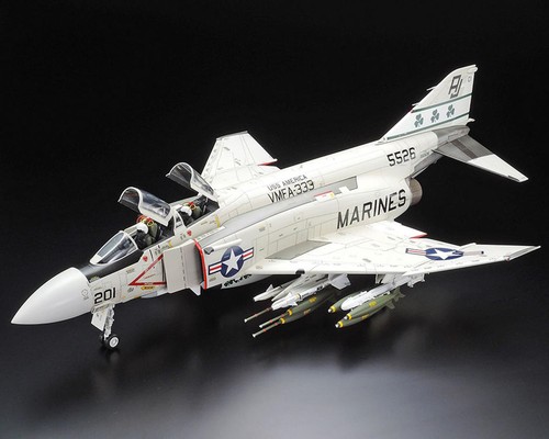 Tamiya mcdonnell 4 j - mcdonnell, f-4