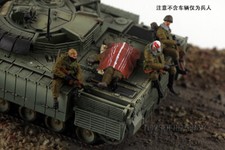 Diorama 1/72 RUSSO Ucraina 4pz