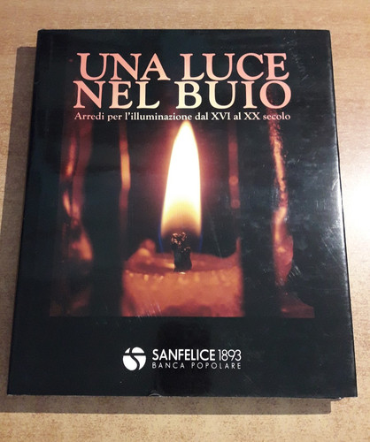 Una luce nel buio - luce, arredi