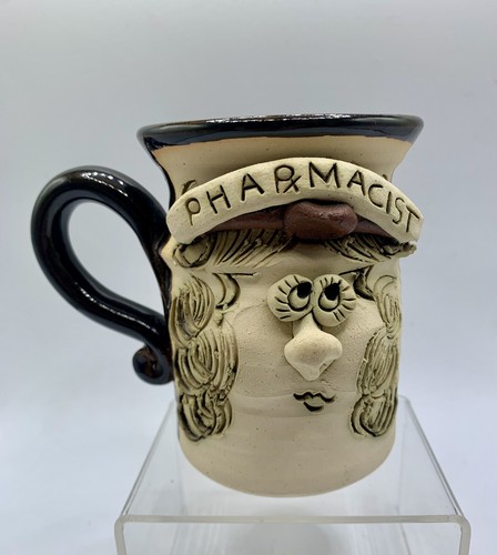 Tazza ceramica vintage brutta
