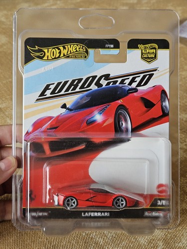 Hot wheels premium - hot,