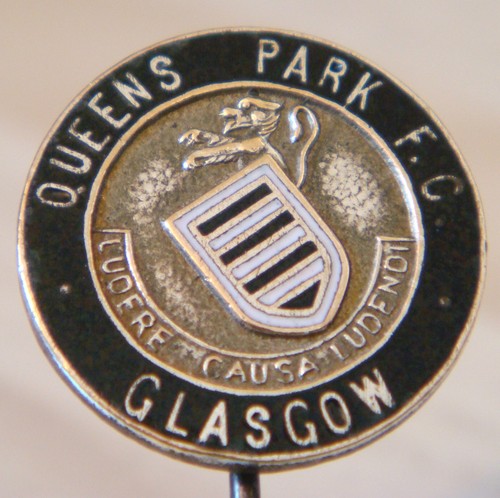 Queens park raro distintivo - queens,