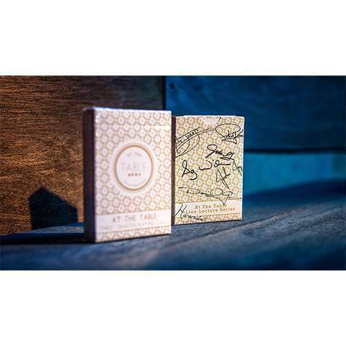 Mazzo carte the table - at,
