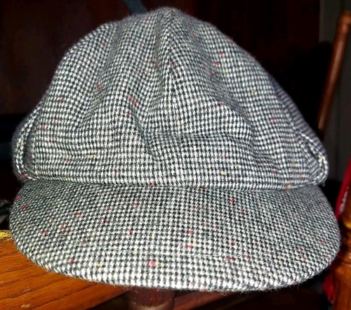 Antico cappello costume
