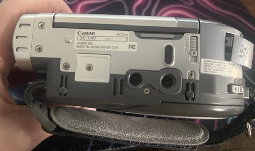Canon dc10 camcorder - canon,