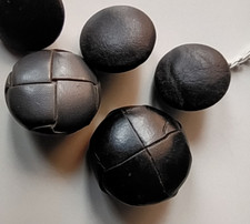 4 BOTTONI VINTAGE IN PELLE 3