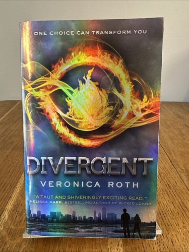Divergent veronica roth - divergent,