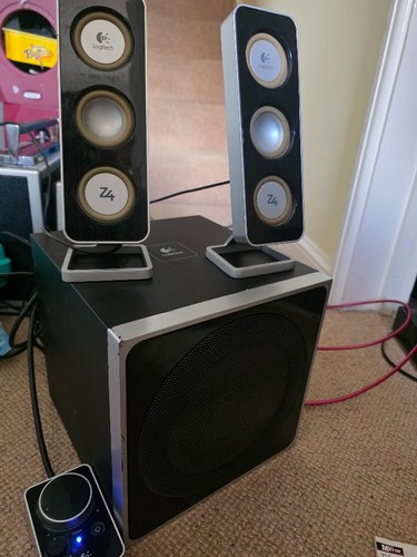 Logitech 1 subwoofer - z4,
