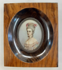 Miniatura dipinta Maria Antonietta avoriolina fine XIX inizio XX Secolo firmata.