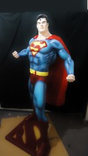 Statua Superman a grandezza