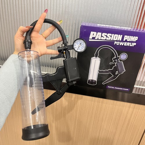 Pompa per pene - , uomo