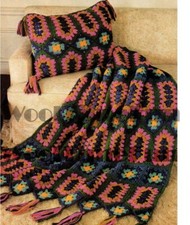 Coperta afgana gioiello modello uncinetto (48" x 62") e cuscino. Quadrati della nonna