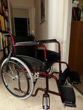 Sedia a rotelle/ Carrozzina pieghevole usata, Ad Autospinta
