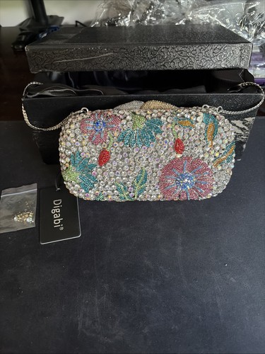 Pochette sera digabi - da,