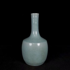 Bottiglia martello carta crepa