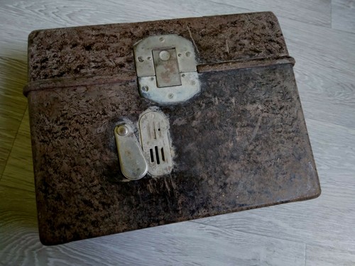 Custodia bachelite per - in,