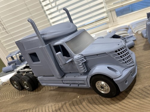 Ricambi carrozzeria camion - ricambi,