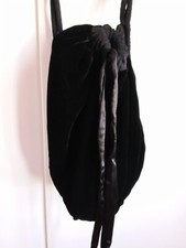 ZAINETTO ELEGANTE VELLUTO DI SETA RIFINITURE IN RASO BLUNAUTA - LEGGI TESTO