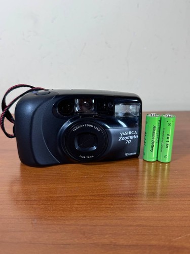 Kyocera yashica zoomate - yashica, 70