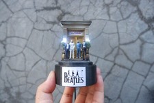 Diorama The Beatles front of