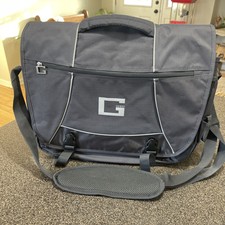 2006 Guess Urban Messenger