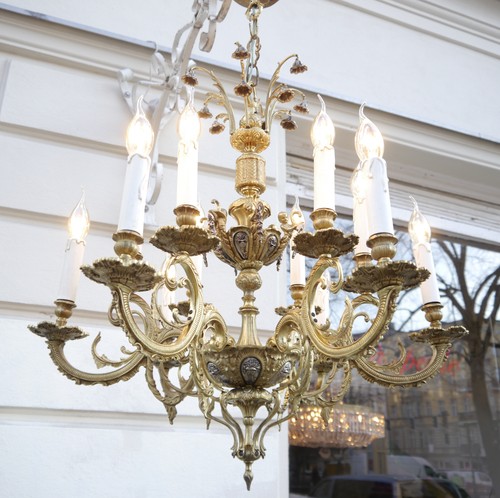 Vecchio lampadario - vecchio,