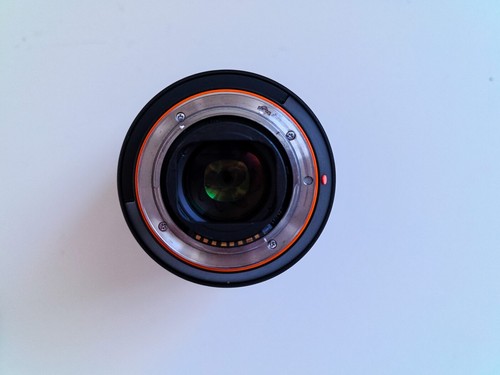 Sony zeiss 70mm 8 - f/2.8, za