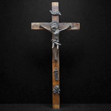 CROCIFISSO IN LEGNO CON