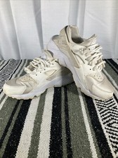 Size 8.5 - Nike Air Huarache