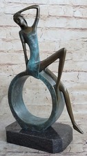 Scultura Di Bronzo Danzatrice