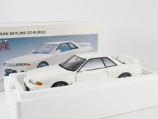 Auto Art Nissan Skyline GT R