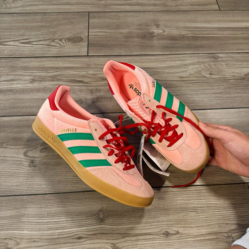 Adidas gazelle indoor glow - adidas,