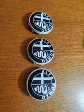 3 COPRIMOZZI ALFA ROMEO GIULIETTA TAPPI RUOTA NERO SILVER 60MM