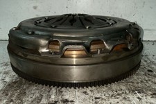 KIT FRIZIONE E VOLANO PER OPEL Astra J diesel 1700 (09>)