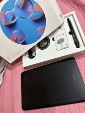 Wacom Intuos Pro (S) 9" Tablet Grafico - Nero usato solo 1 volta pagato 270€