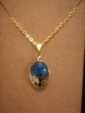 Collana ovale in vetro