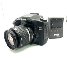 Corpo fotocamera reflex digitale Canon EOS 40D e obiettivo EF-S 18-55 mm f/3.5-5.6 IS usato