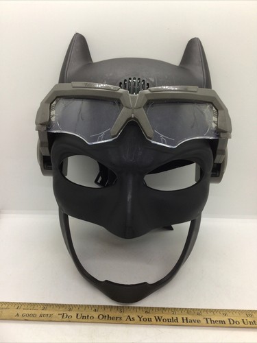 Maschera action figure casco