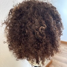 Cappellino pizzo capelli umani