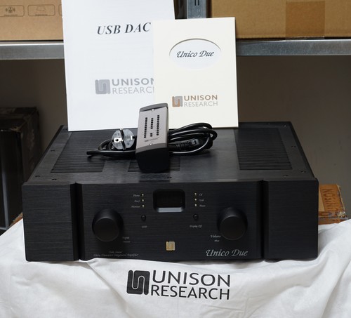 Amplificatore integrato ibrido